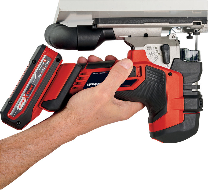 Einhell TP-JST 18/135 Li BL - Solo (zonder accu) product in gebruik