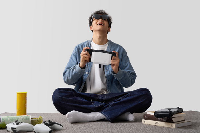 RayNeo Air 2S product in use