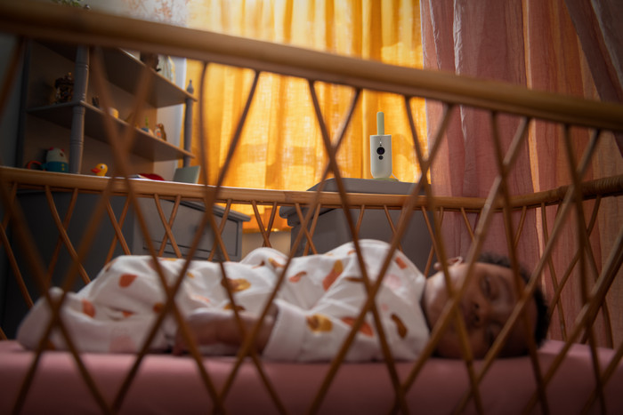 Philips Avent Connected SCD643/26 product in use