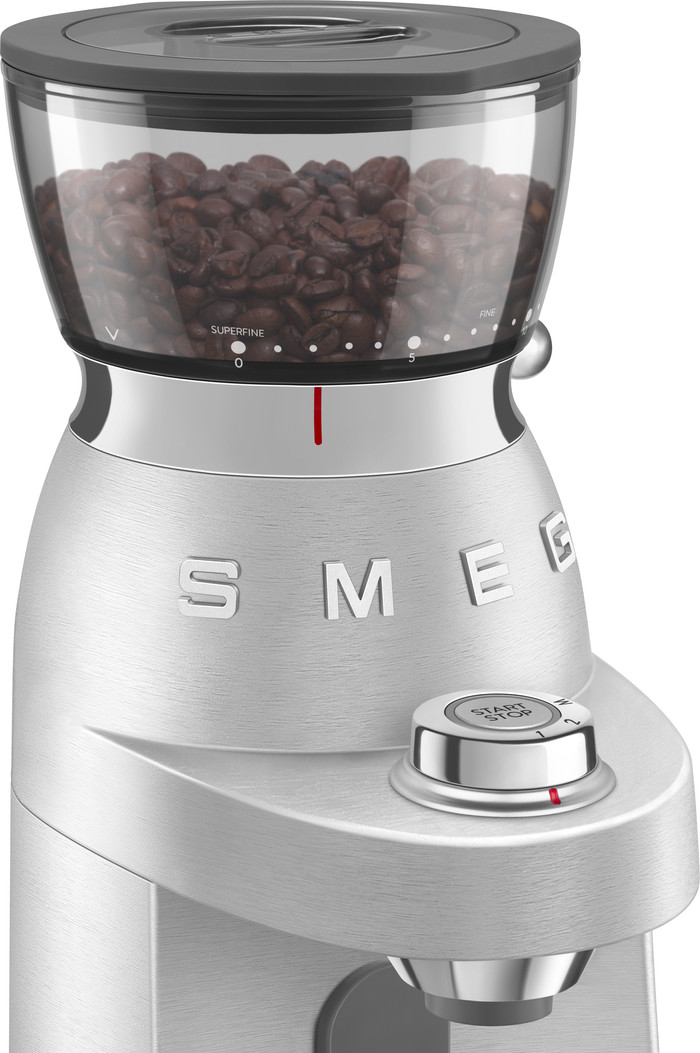 SMEG CGF02SSEU détail