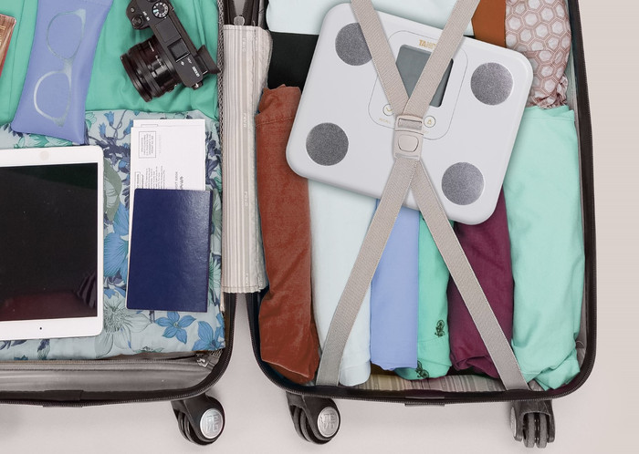 Tanita BC-730WH White product in use