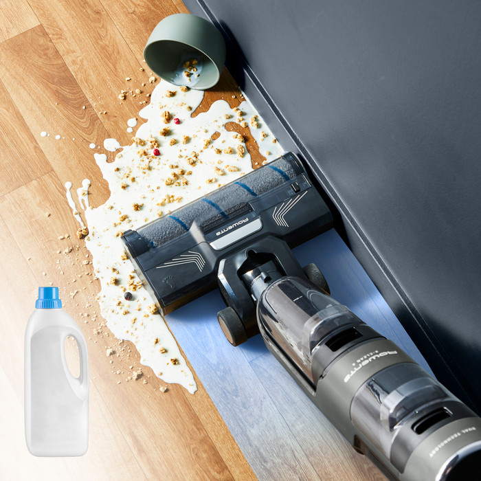 Rowenta X-Clean 4 GZ5037 product in use