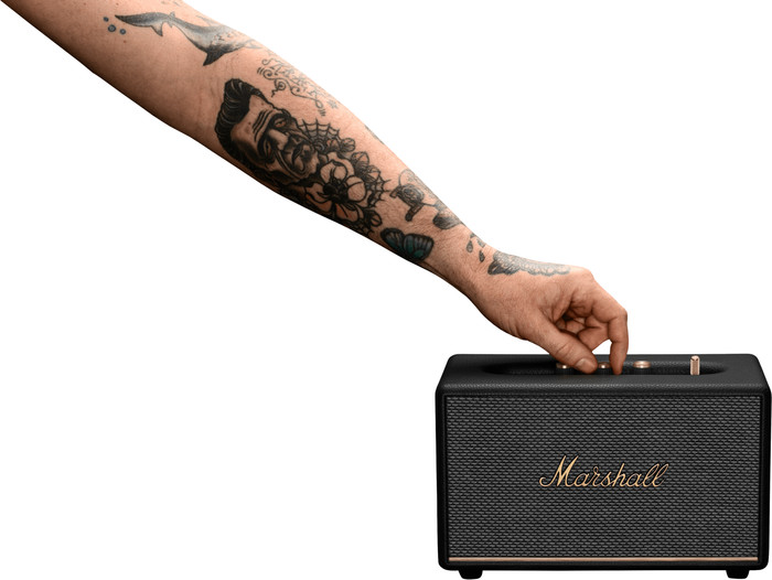 Marshall Acton III BT Zwart product in gebruik