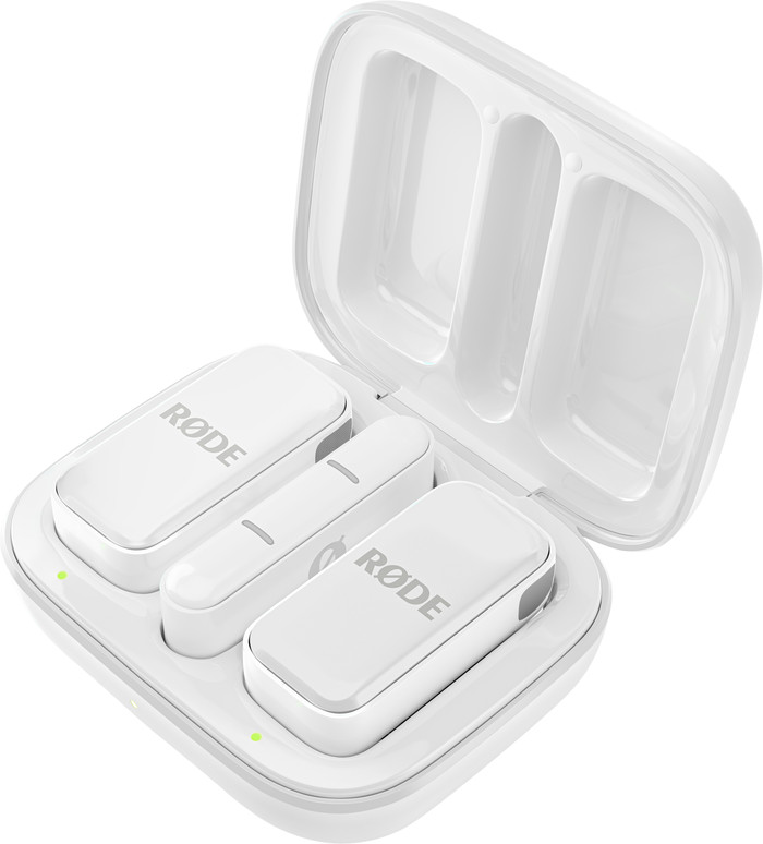 RODE Wireless Micro White Lightning inside