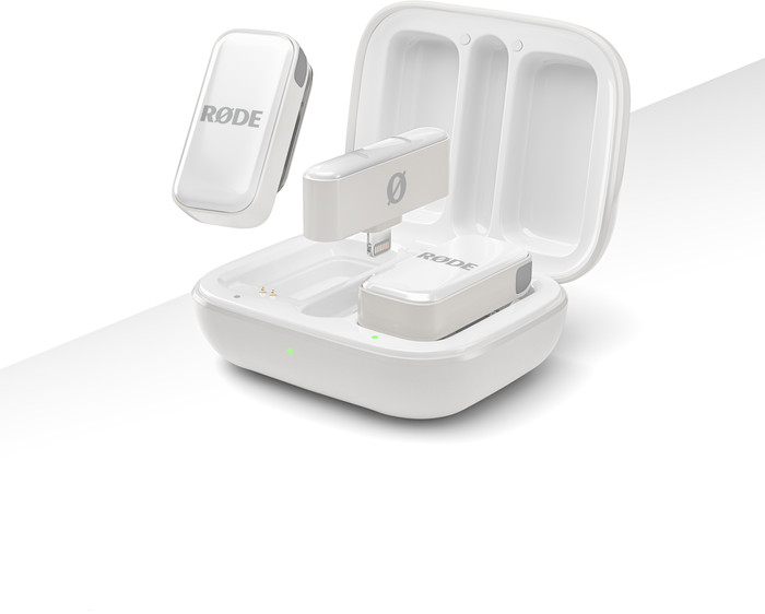 RODE Wireless Micro White Lightning inside
