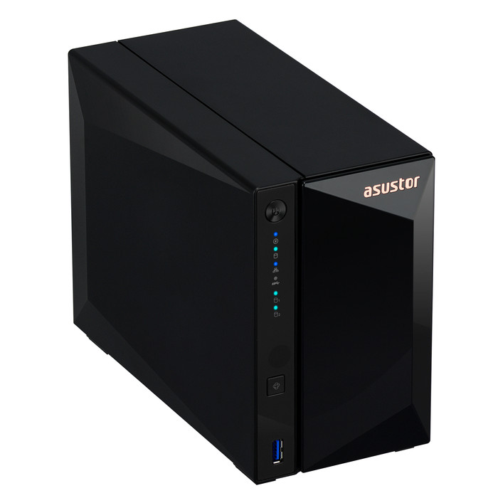 ASUSTOR AS3302T v2 + Seagate IronWolf 4TB left side