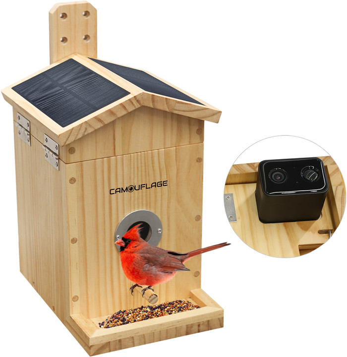 Camouflage EZ-NestEye product in use