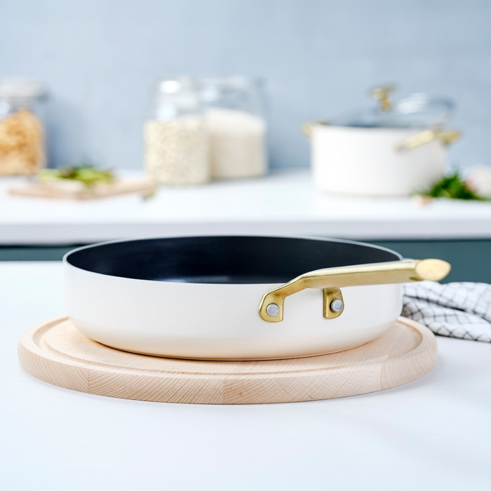 BK Sublime Poêle Paysanne 28 cm Crème détail