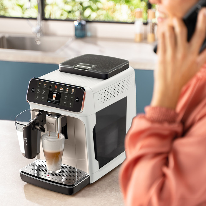 Philips LatteGo 5500 EP5543/90 dessus