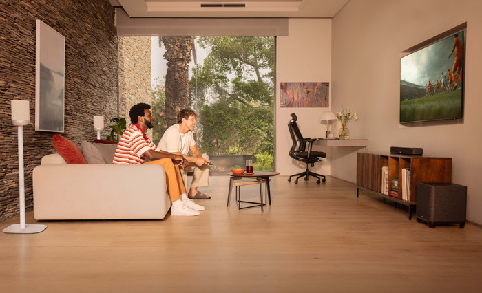 Denon Home 200 Zilver product in gebruik