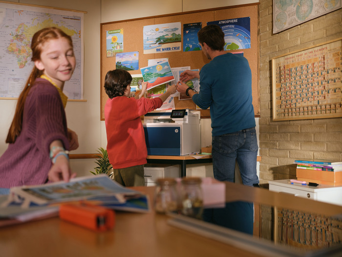 HP Color LaserJet Pro MFP 4302fdw null