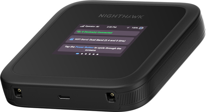 Netgear Nighthawk M3 rechterkant