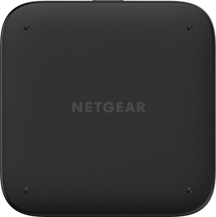 Netgear Nighthawk M3 onderkant