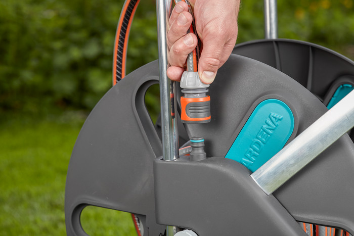 GARDENA CleverRoll L Easy product in use