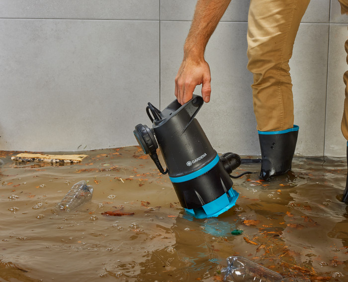 Gardena Schoon/Vuilwaterpomp 20000 Basic product in gebruik