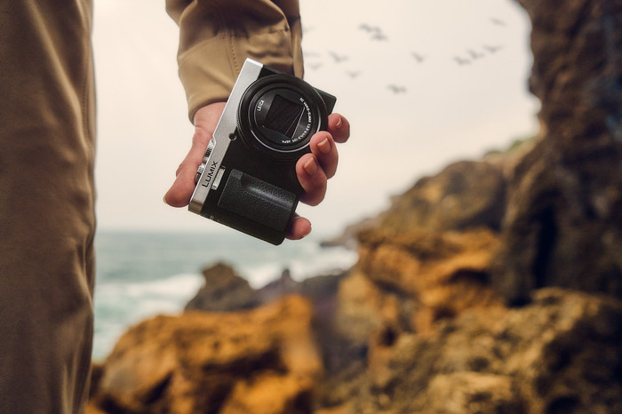 Panasonic Lumix DC-TZ99E Argent produit à l'usage