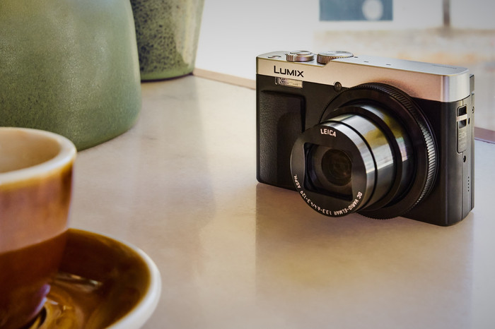 Panasonic Lumix DC-TZ99E Argent produit à l'usage
