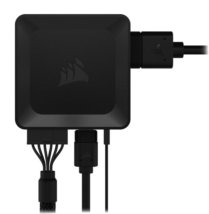 Corsair iCUE LINK Hub product in gebruik