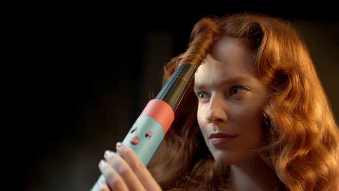 Dyson Airwrap i.d.Straight + Wavy Red Velvet/Or produit à l'usage