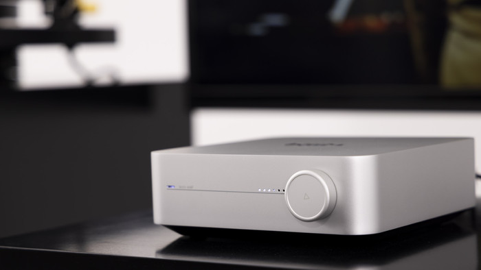 WiiM Amp Zilver product in gebruik