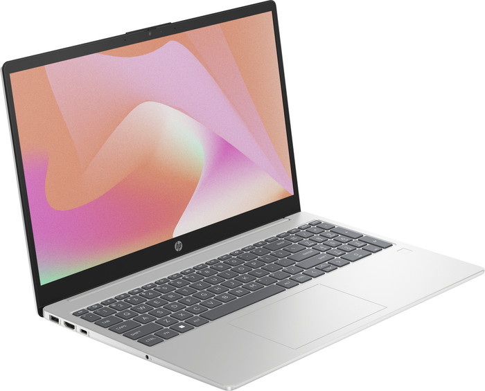 HP Pavilion SE 15-fd1959nd left side