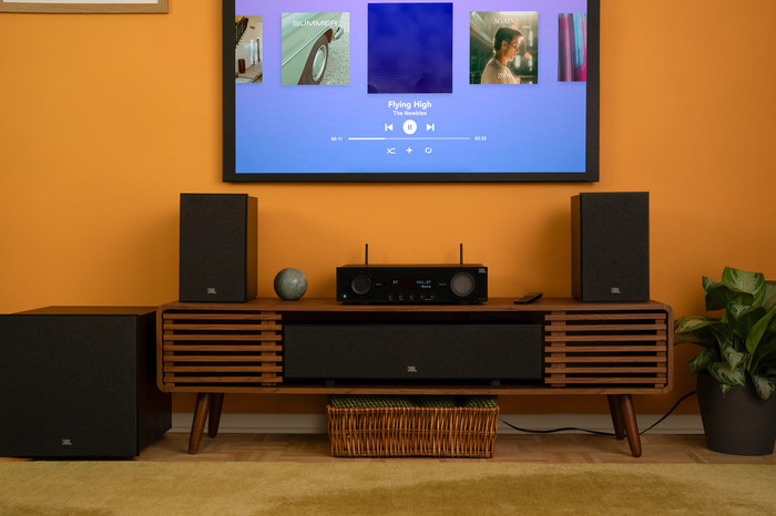 JBL Stage 200P Noir produit à l'usage