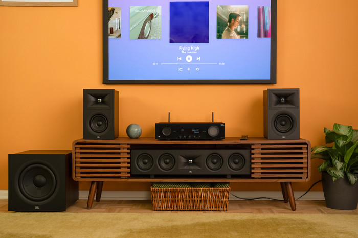 JBL Stage 200P Noir produit à l'usage