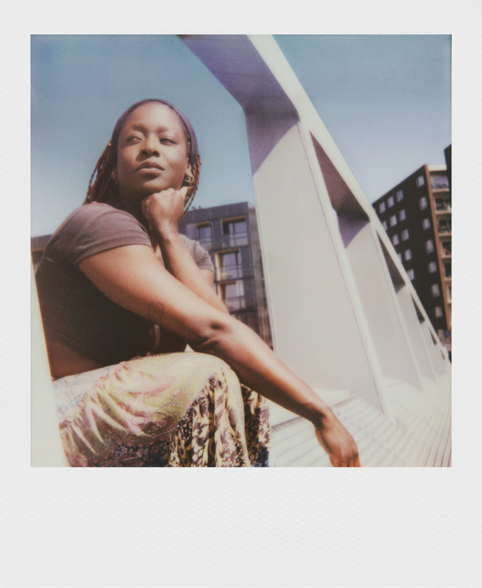 Polaroid Now+ 3 Coral visual supplier