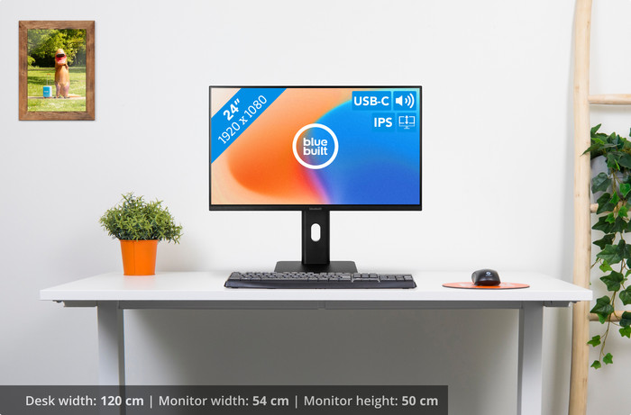 BlueBuilt 24-inch Full HD Monitor with USB-C visual Coolblue 1
