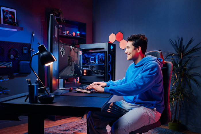 HP OMEN 45L GT22-3990nd product in use