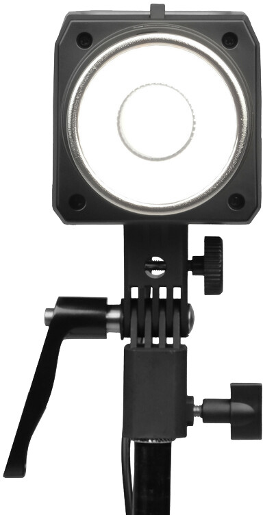 Nanlite FC-60B LED Bi-color Spot Light avant