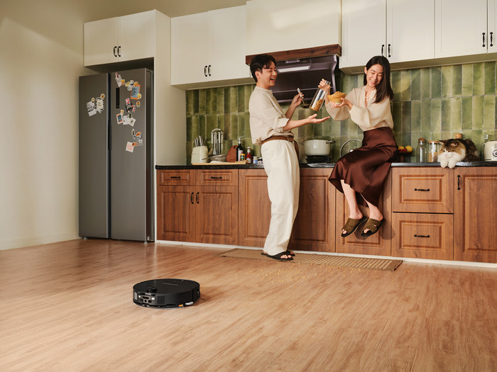 Roborock Saros 10 Black product in gebruik