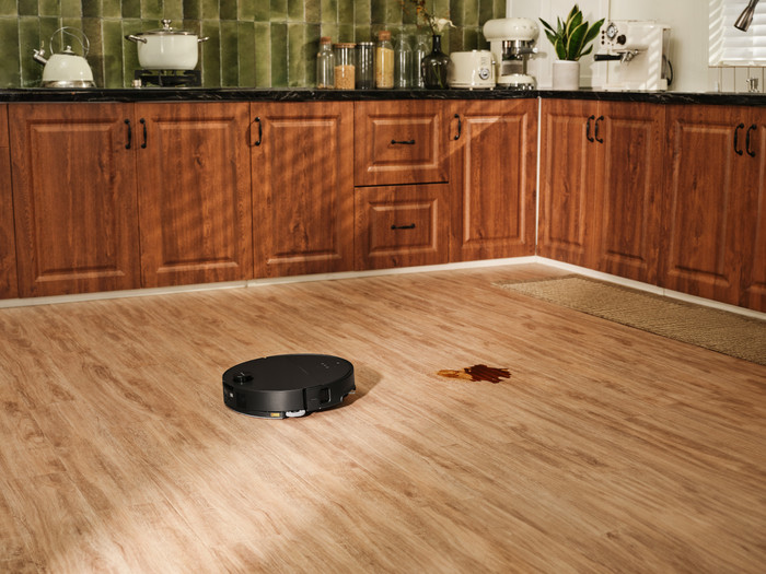 Roborock Saros 10 R&D Black product in gebruik