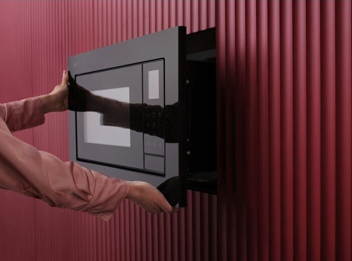 AEG TB6SM261FB right side