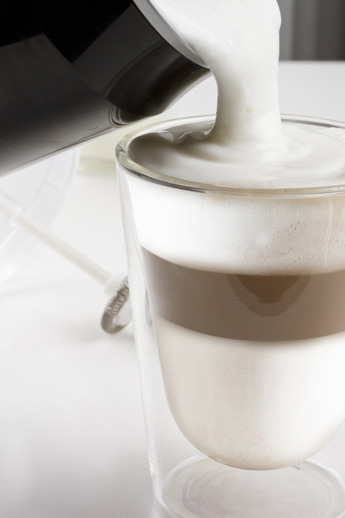 Philips Senseo Milk Twister Melkopschuimer product in gebruik