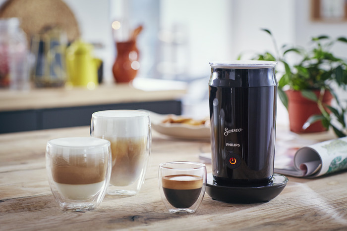 Philips Senseo Milk Twister Melkopschuimer product in gebruik