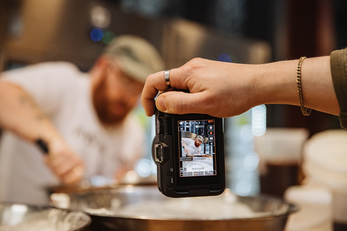 Canon EOS R50 V Boitier visuel fournisseur