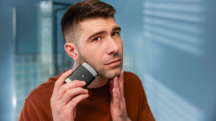 Philips Portable Shaver PQ888/06 product in gebruik