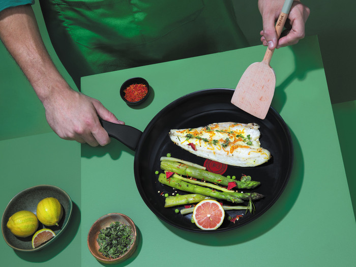 Tefal Renew Black Set de Poêles à Frire Céramique 24 + 28 cm + Poêle Paysanne 24 cm + Couvercle produit à l'usage