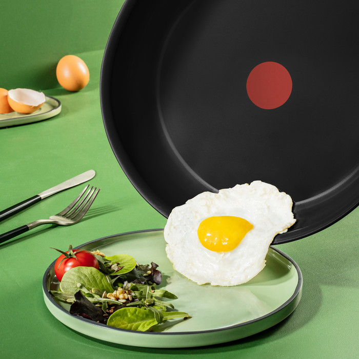 Tefal Renew Black Set de Poêles à Frire Céramique 24 + 28 cm + Poêle Paysanne 24 cm + Couvercle produit à l'usage