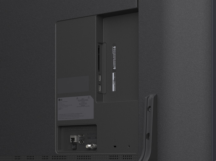 LG 75 inches QNED82 4K (2025) + Sonos Ray Black detail