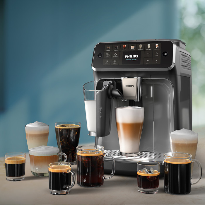 Philips LatteGo 4400 EP4449/70 product in use