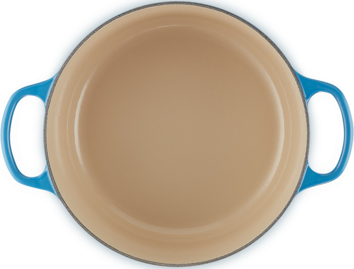 Le Creuset Signature Round Dutch Oven 24cm Azure inside