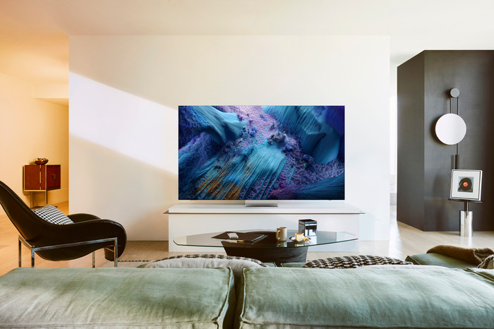 Samsung 65" Neo QLED QN990F 8K (2025) + Samsung HW-Q930F Zwart product in gebruik