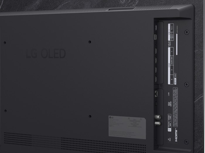 LG 83 inches OLED evo C54 4K (2025) + LG DS95TR detail