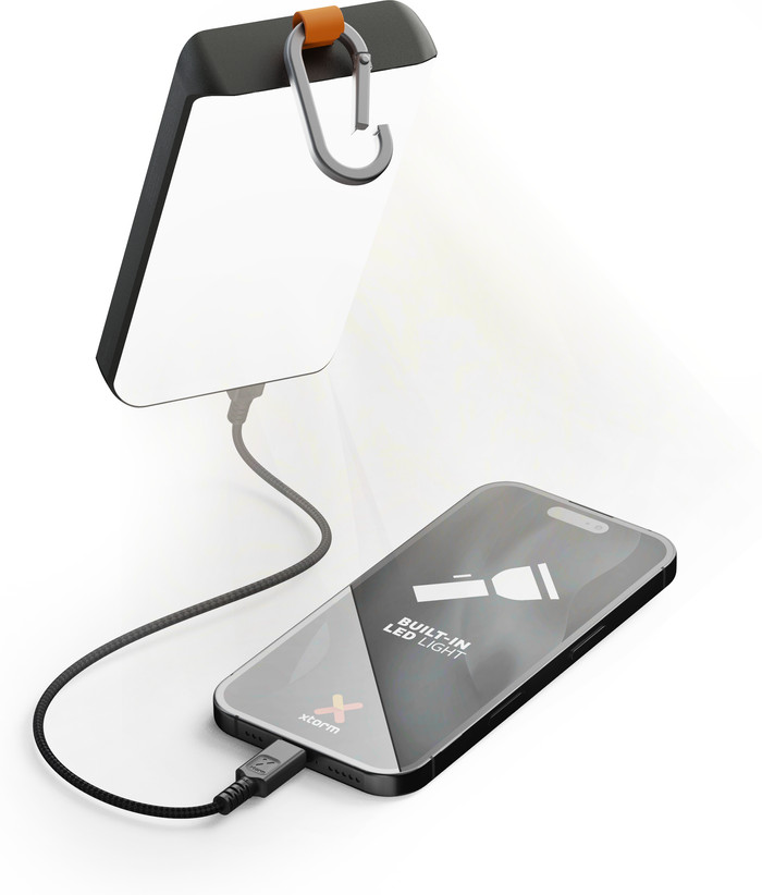 Xtorm Go 2 Solar Power Bank 10,000mAh with Fast Charging and Flashlight Black detail