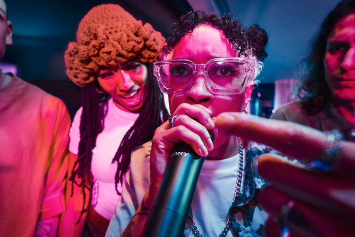 Sony ULT Tower 9 + Sony ULT MIC Zwart product in gebruik