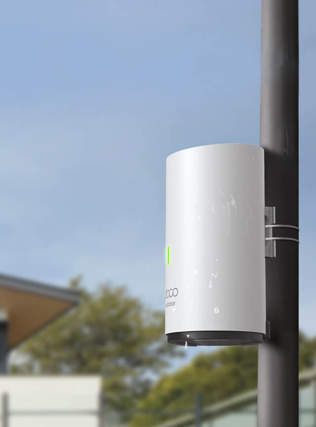 TP-Link Deco X50 3-pack + Deco X50 Outdoor product in use