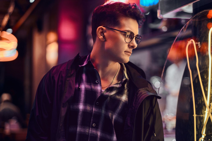 Denon AH-C500W Zwart product in gebruik