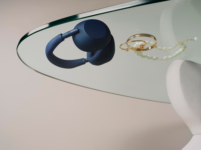 Sony WH-1000XM6 Bleu produit à l'usage